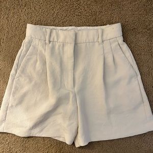 Aritzia Effortless Shorts White